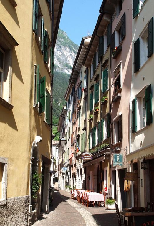 Albergo La Montanara Riva del Garda Luaran gambar